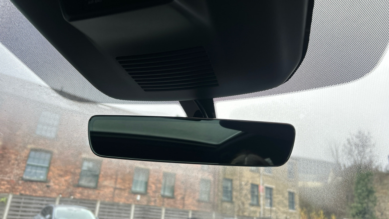 Nissan Qashqai 1.3 DiG-T MH Tekna 5dr Petrol Hatchback